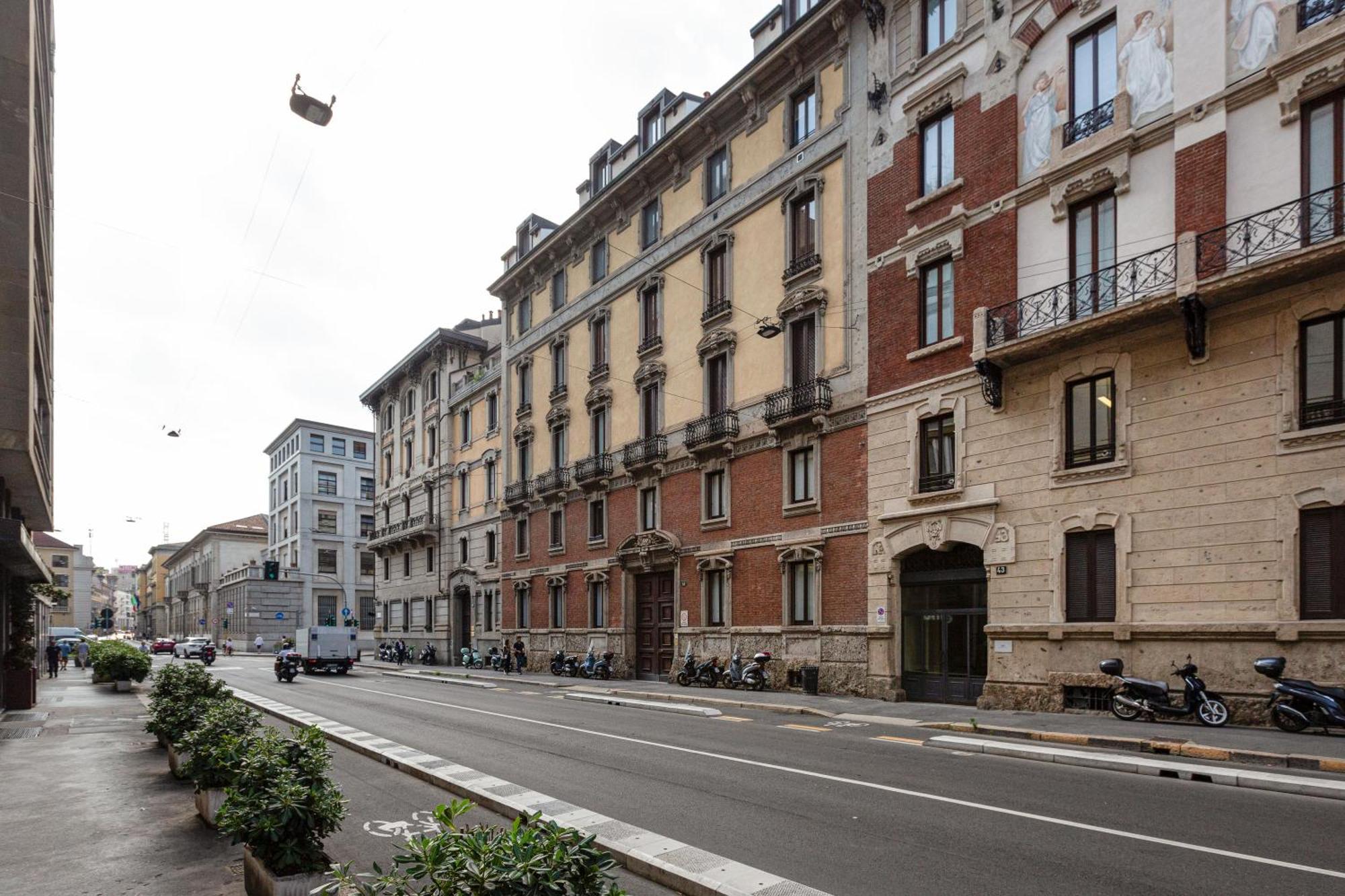 Brera Apartments In San Babila Milano Exteriör bild